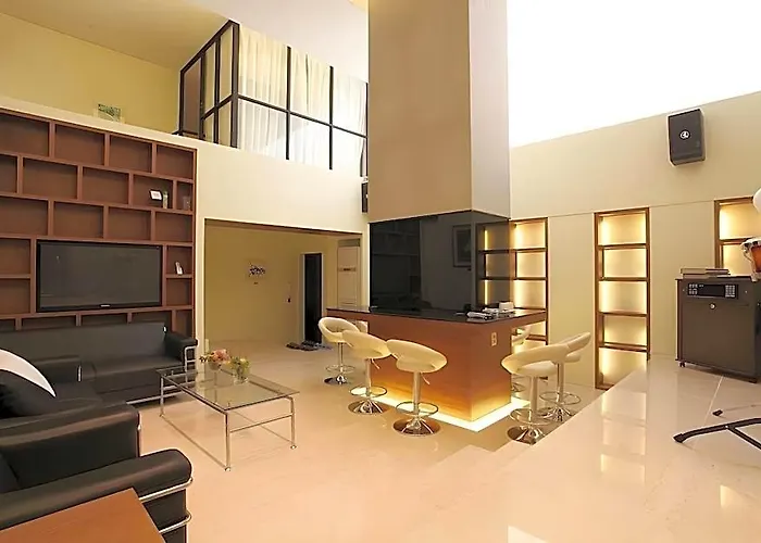Hotel Seocho Yuwon Nambu Terminal *