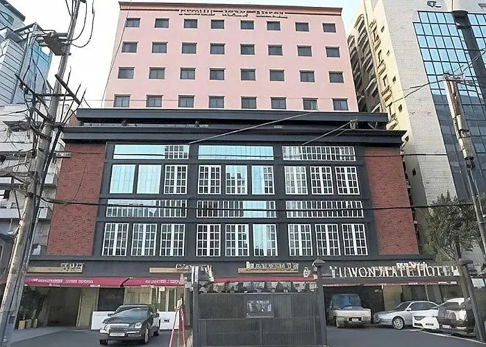 Seocho Yuwon Nambu Terminal Hotel *