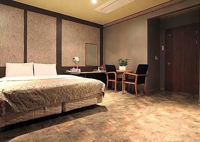 Seocho Yuwon Nambu Terminal Hotel